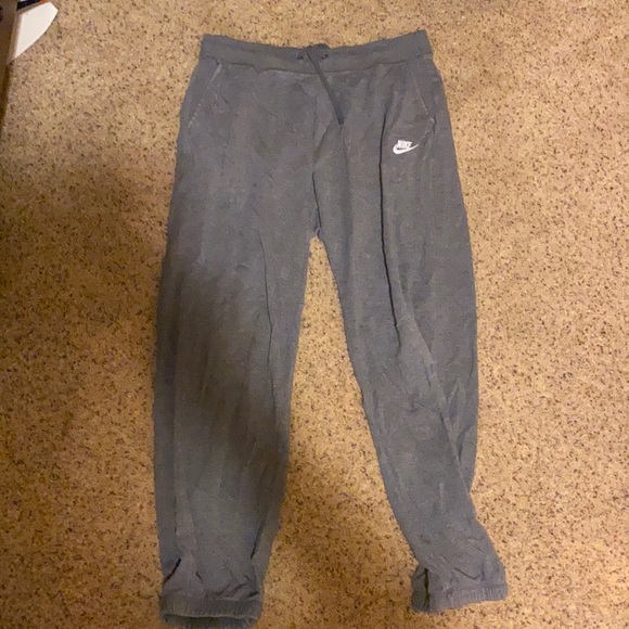 Gray Nike sweatpants - Picture 1 of 1